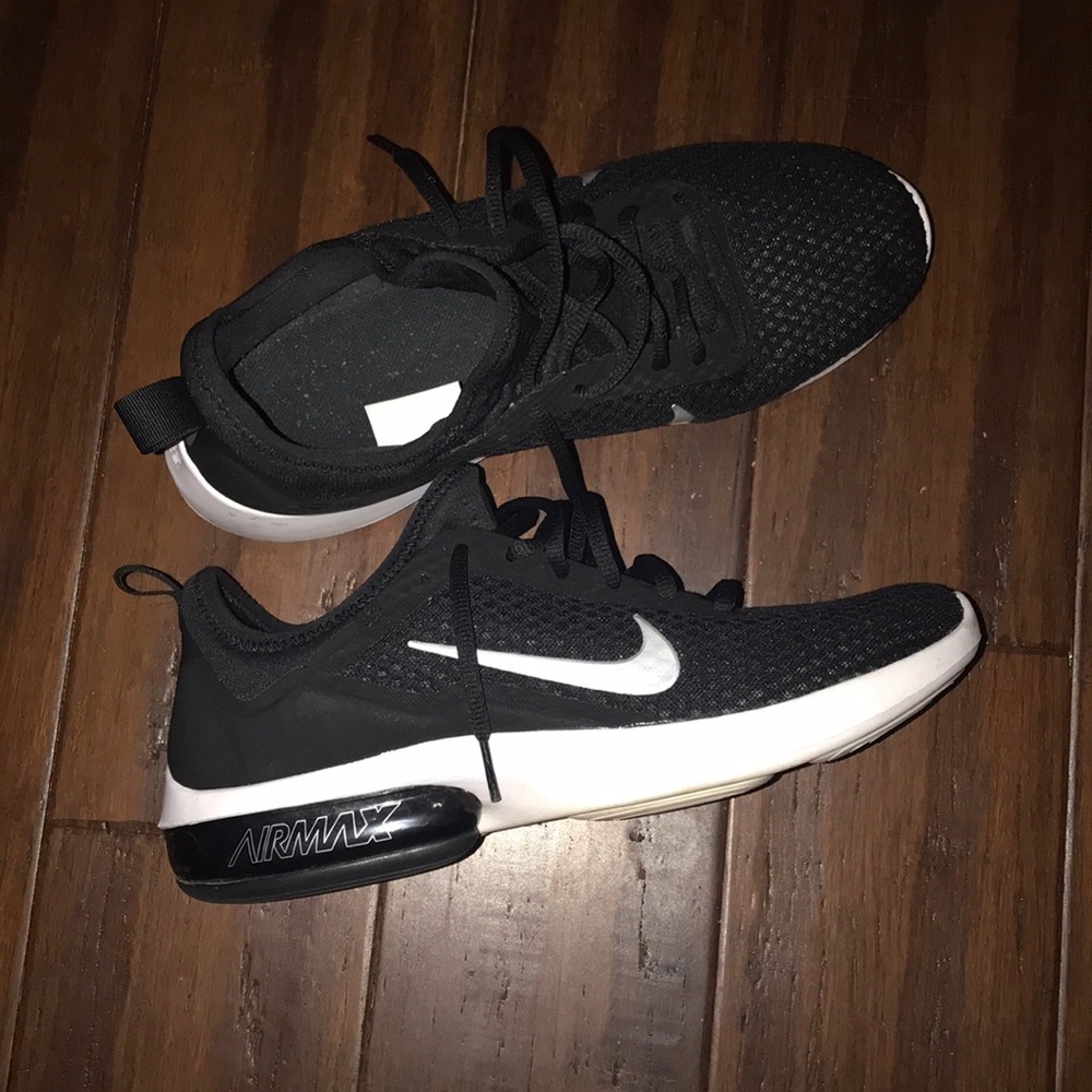 Kantara Nike Air Max